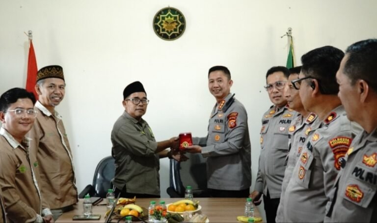 Bangun Kemitraan dengan Muhammadiyah, Kapolresta Karawang Tegaskan Keamanan Adalah Tanggung Jawab Bersama