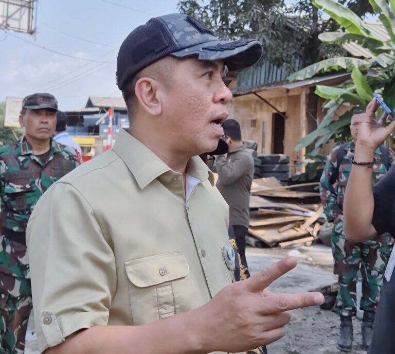 Dari Cikampek, Rengasdengklok hingga Gerbang Tol Karawang Timur, Bupati Aep Tuntaskan Persoalan Bangunan Liar Menahun   