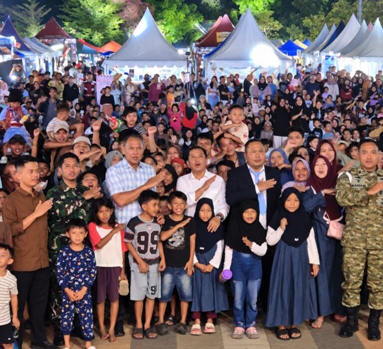 Karawang Motekar Berdampak, Omzet Bazar UMKM HUT Karawang Capai Rp1,16 Miliar   