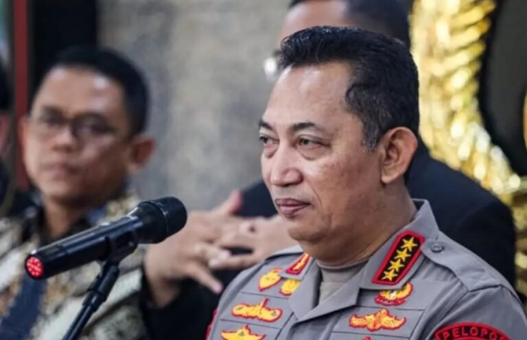 Listyo Sigit Dicopot dari Jabatan Kapolri, Suyudi Ario Seto Jadi Pengganti